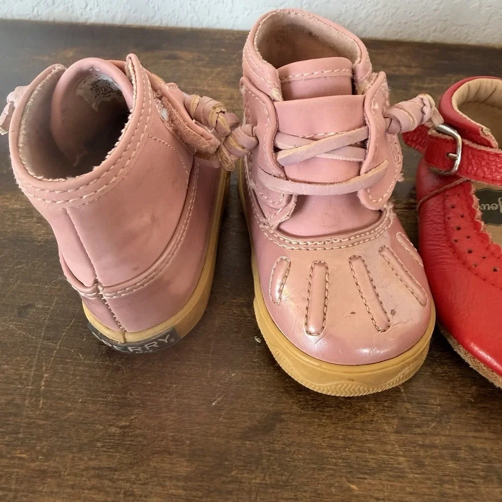 Sperry pink booties